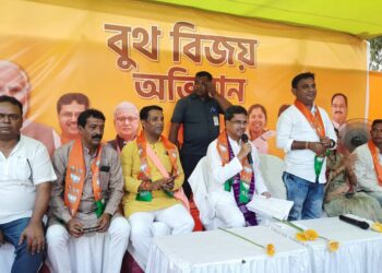 Main target of government is to serve people: Chief Minister