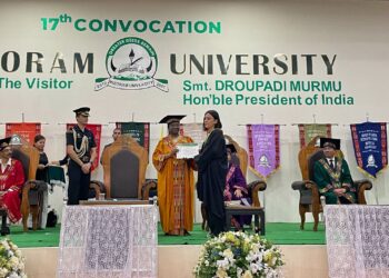 President Droupadi Murmu attend 17th Convocation of Mizoram University