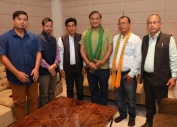 IPFT CENTRAL DELEGATION SUBMITTED MEMORANDUM TO ASSAM CM. 
