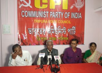 CPI along with Left Front wants to unite the secular democratic parties including Congress to fight out BJP: D. Raja