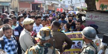 Besieged the minister’s house demanding appointment