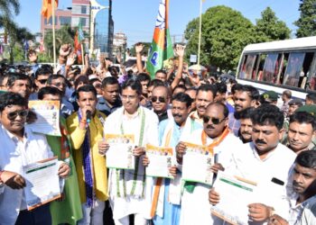 CM attends Ghar Ghar Chalo Abhiyan