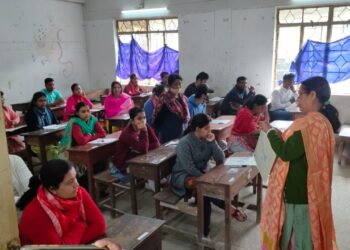 Many job aspirants could not take the Tet-2 exam as they arrived a little late due to traffic jams