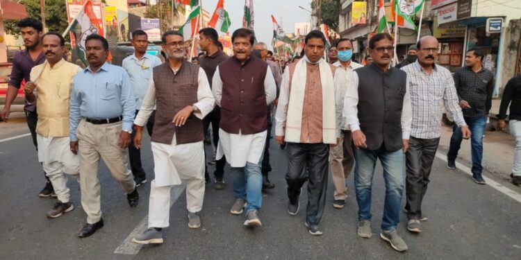 There is no other way to come to the government by thuggery: Sudip