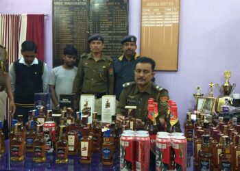 Two arrested with foreign liquor