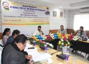 Central Government is working for the welfare of the people of the backward parts of the country: Union Minister