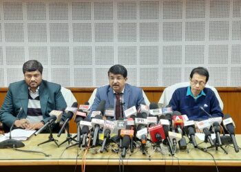 The total number of voters has increased to 2 lakh 40 thousand 65 in five years.