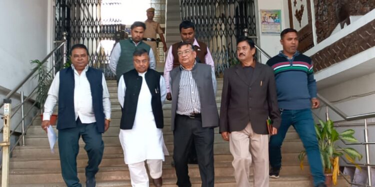 BJP team met CEO Kiran Gitte complained regarding pre poll violence