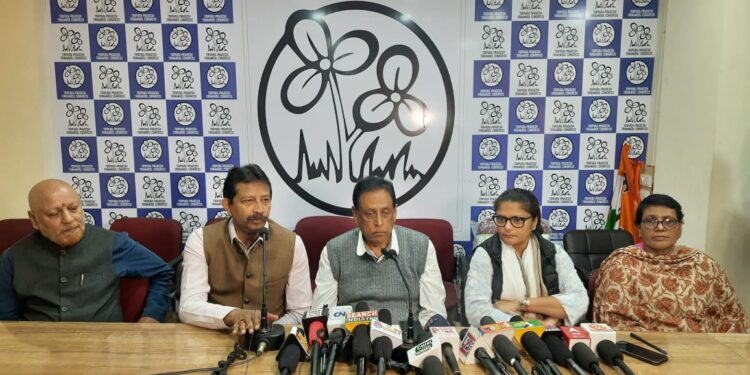 Mamata Banerjee will come on a two-day state visit on February 6.