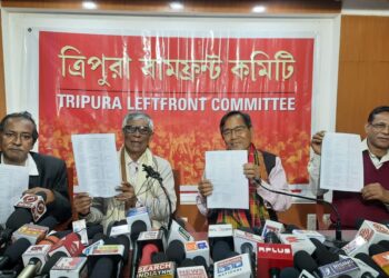 The Left Front announced the list of candidates in agreement with the Congress