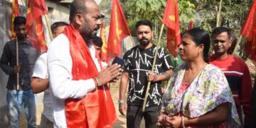 Forward block candidate campaigning in Bhagarghat