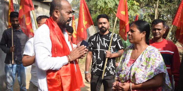 Forward block candidate campaigning in Bhagarghat