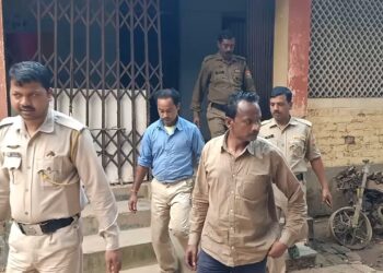 The court sent the two accused involved in the murder to three-day police remand