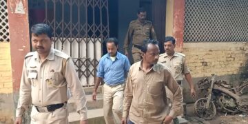 The court sent the two accused involved in the murder to three-day police remand