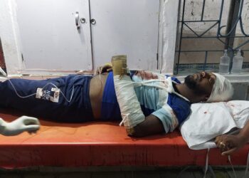 4 injured in political clashes