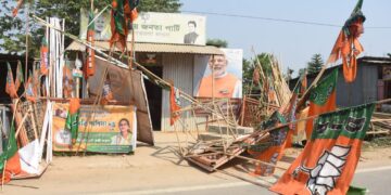Road blockade: Protest against the demolition of the ruling party’s booth office