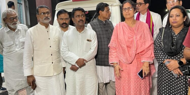 Left Congress parliamentary team attacked by miscreants in Bishalgarh