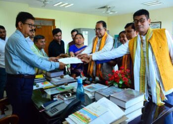 Gopal Roy and Bishwabandhu Sen filed their nomination papers for Speaker