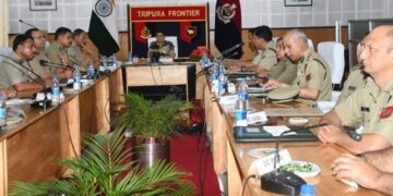 ADG BSF REVIEWED THE OPERATIONAL PREPARE­DNESS OF TRIPURA FRO­NTIER.
