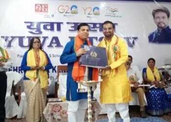 The minister asked the clubs to play their proper role