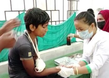 Bomb blast: injured a class V student