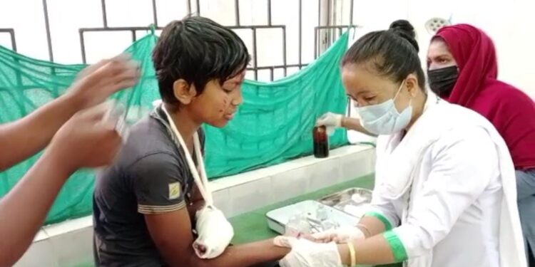 Bomb blast: injured a class V student