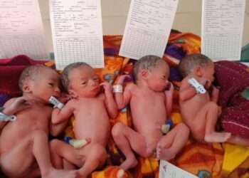 MOTHER GAVE BIRTH TO 4 BABIES