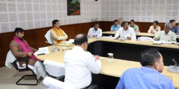 Public distribution system in the state should be strengthened and strengthened: Chief Minister