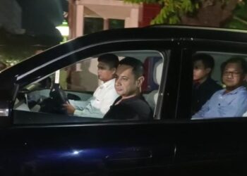 Pradyot meet with the Chief Minister