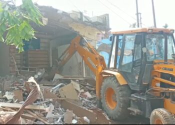 AMC evicts a large enchrochment in GB area