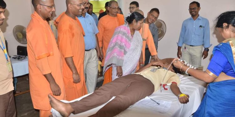 Union Minister of State  calls for blood donation