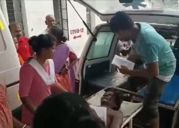 Lightning strikes,One death  and five injured in Tripura.