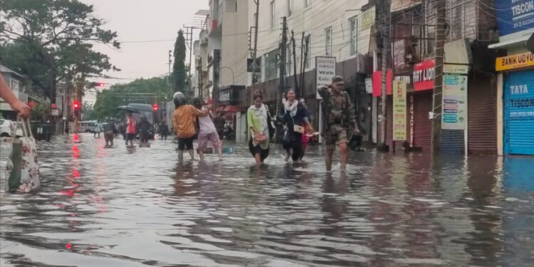 Several roads under water due to heavy rainfall in Agartala, creates trouble for commuters.