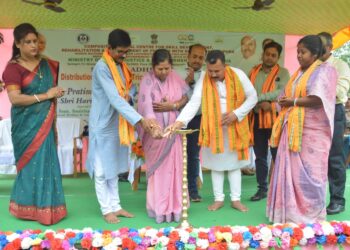 Pratima free motorized tri-cycles to 94 Divyangs