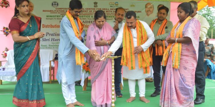 Pratima free motorized tri-cycles to 94 Divyangs