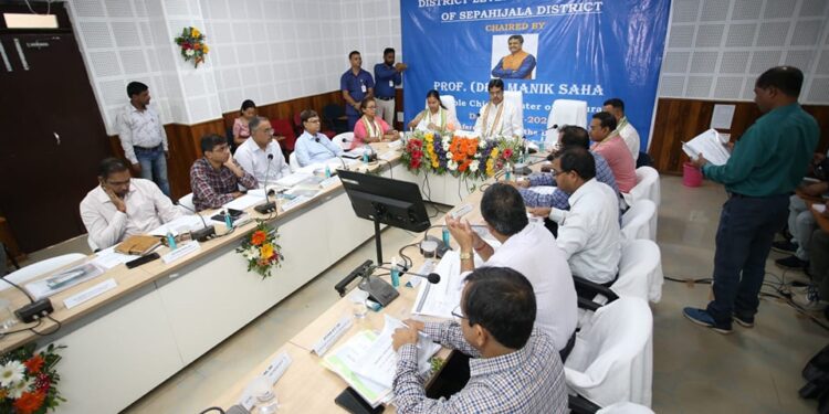 Review meeting in presence of Chief Minister