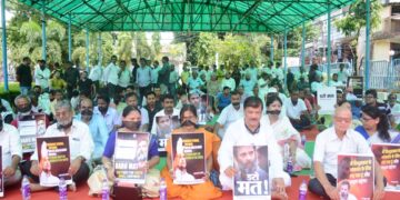 A silent satyagraha by the Pradesh Congress in Tripura also to protest the rejection of Rahul Gandhi’s MP post