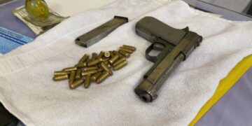 Four mafias arrested with pistol