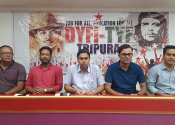 Left youth organization complains against the government for breach of promise