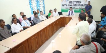 Chief Minister Holds meeting with Samajpatis, Assures to Address Concerns