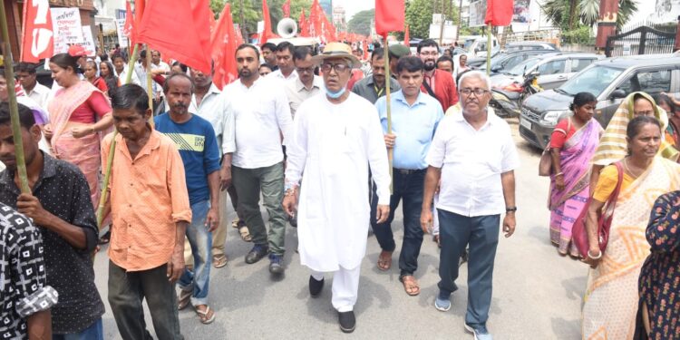 BJP must be ousted from the country: Manik Sarkar