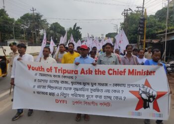 Left youth organization stages protest march