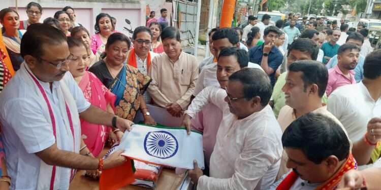Inauguration of stall selling national flag