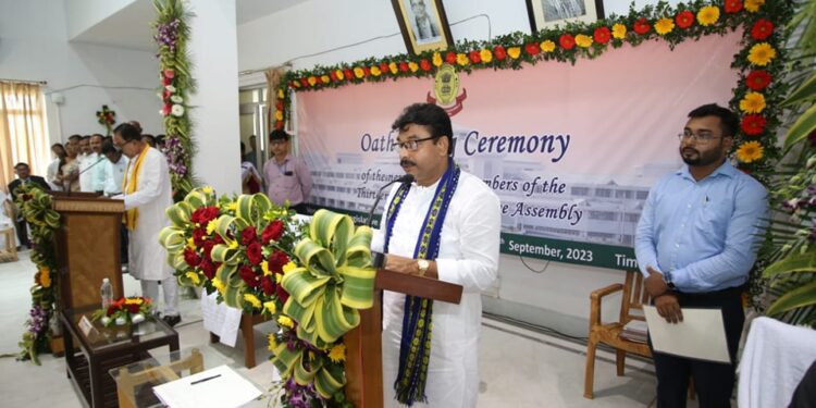 Newly elected BJP MLAs takes oath