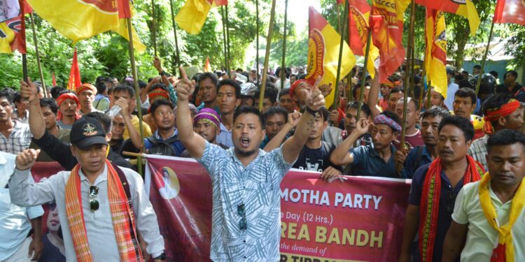 Mixed response to ADC bandh, impact on the city