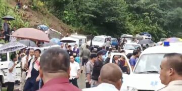 8 people died after road accident