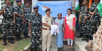 124 Bn CRPF Officials Collected Mitti From Martyers’ Home