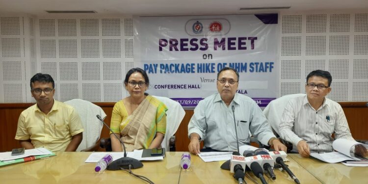 The state government announced an increase in the salary of the staff of the National Health Mission