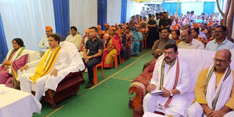 The chief minister and the state BJP president listened PM Modi’s Mann Ki Baat