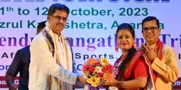 Government is with the students: Chief Minister